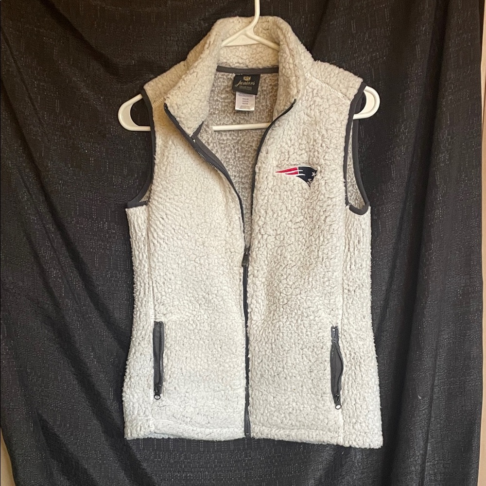 NFL Patriots Women's Grey/Blue Fleece Vest